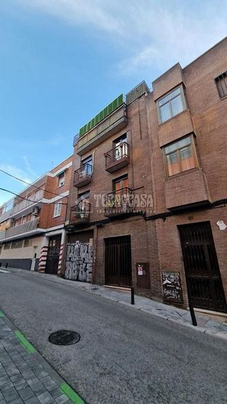 Ático en venta en Valdeacederas en Madrid