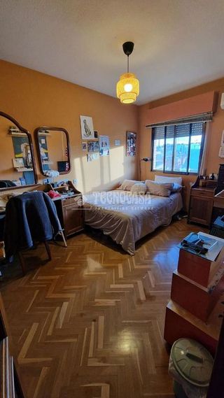 Ático en venta en Valdeacederas en Madrid