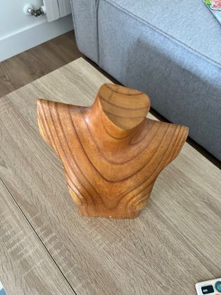 Appendiabiti in legno per collane