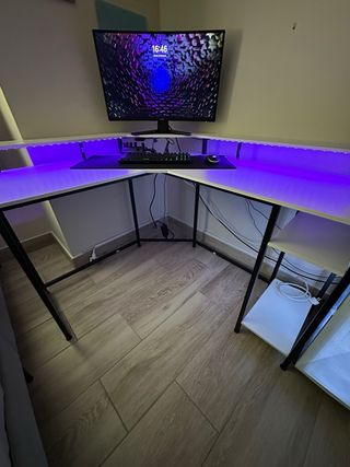 Escritorio Gaming Blanco y Negro