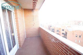 Piso en alquiler en Buenavista-Valparaíso-La Legua en Toledo