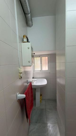 Local comercial en alquiler en Bola de Oro - Serrallo en Granada