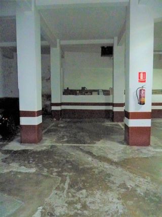 Garaje en alquiler en Cuatro Caminos - Plaza de la Cubela en Coruña (A)