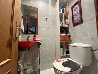 Casa adosada en venta en Velilla de San Antonio