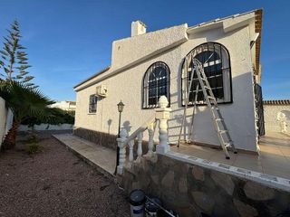 Chalet en venta en La Siesta - El Salado - Torreta en Torrevieja