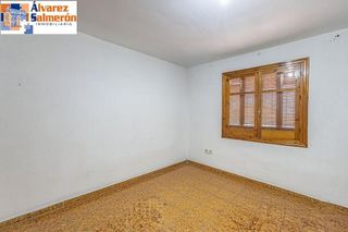 Chalet en venta en Gójar