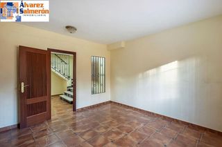 Chalet en venta en Gójar