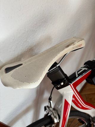 Bicicleta Carretera Forme Racing Carbono