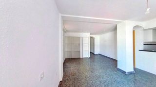 Piso en venta en Marxalenes en Valencia