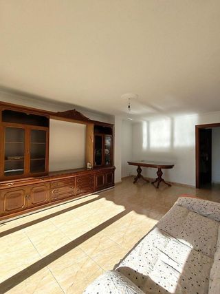 Piso en venta en Cervantes en Granada