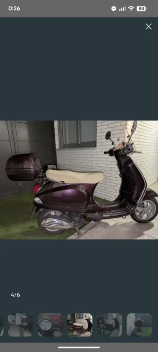 Vespa LX 125cc Morado.  17000km