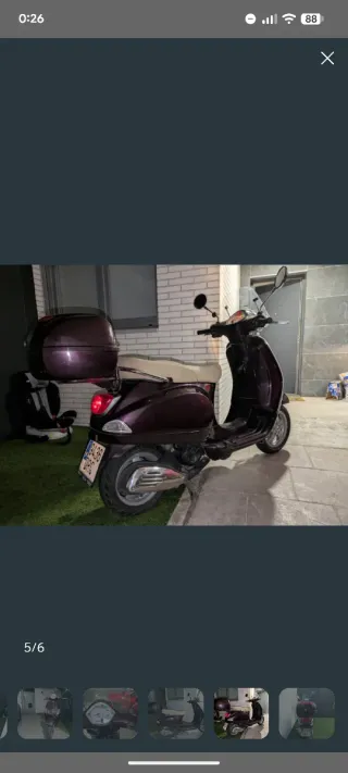 Vespa LX 125cc Morado.  17000km