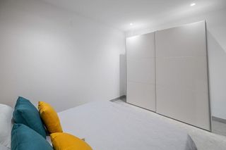 Piso en venta en San Francisco Javier en Granada