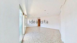 Piso en venta en Campoamor en Alicante