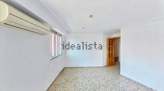 Piso en venta en Campoamor en Alicante