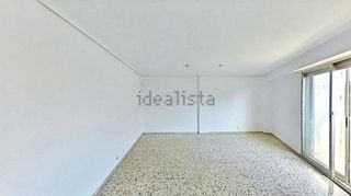 Piso en venta en Campoamor en Alicante