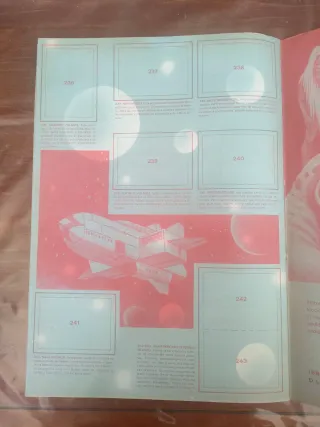 Álbum Otros Mundos Vacío. Muy buen estado ed. Maga