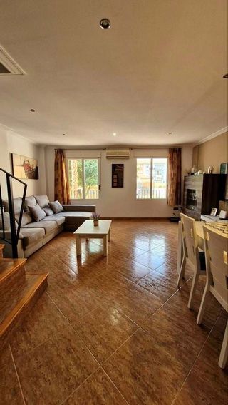 Casa adosada en venta en Centro - El Castillo en Sagunto