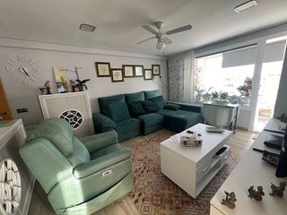 Piso en venta en La Carihuela en Torremolinos