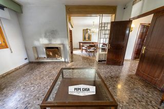 Chalet en venta en Oromana en Alcalá de Guadaira