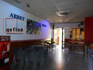 Local comercial en alquiler en Valdepeñas