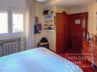 Piso en venta en San Pedro de Deusto-La Ribera en Bilbao