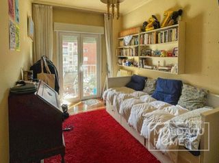 Piso en venta en San Pedro de Deusto-La Ribera en Bilbao