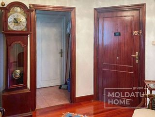 Piso en venta en San Pedro de Deusto-La Ribera en Bilbao