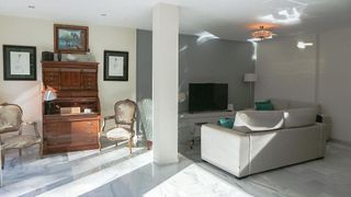 Chalet en alquiler en El Mayorazgo - El Limonar en Málaga