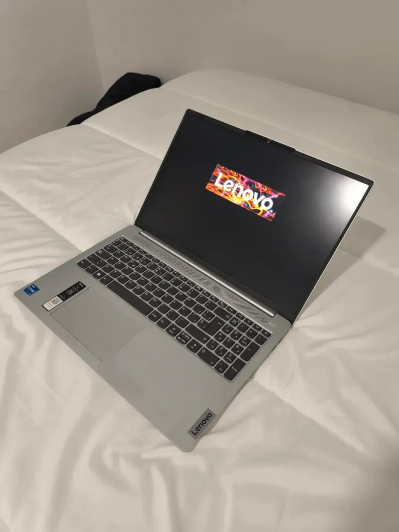 Portátil Lenovo IdeaPad Slim 5 16IRL8 Gris afbeelding 3