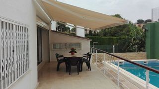 Chalet en venta en Alginet