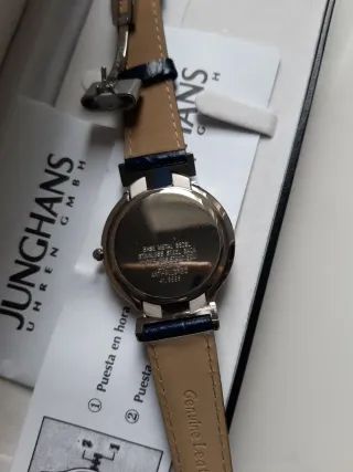 Reloj Junghans de Cuarzo para Mujer