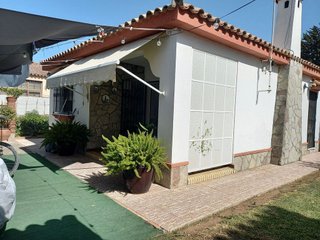 Chalet en venta en La Banda - Campo de Fútbol en Chiclana de la Frontera