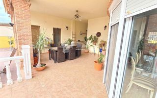 Chalet en venta en Catral
