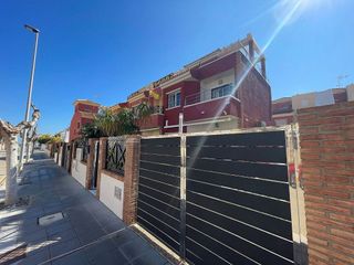 Chalet en venta en Zona Pueblo en Pilar de la Horadada
