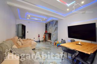 Chalet en venta en Casco Antiguo en Llíria