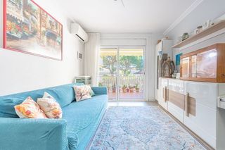 Piso en venta en Lluminetes en Castelldefels