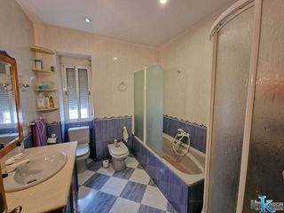 Casa adosada en venta en Linares