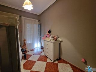 Casa adosada en venta en Linares