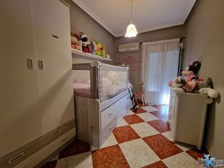 Casa adosada en venta en Linares