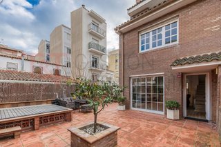Casa pareada en venta en Centre en Pineda de Mar