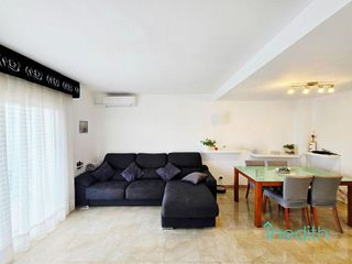 Casa adosada en venta en Abrera