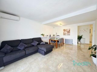 Casa adosada en venta en Abrera