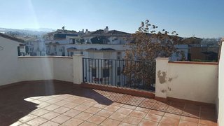 Ático en venta en Zubia (La)