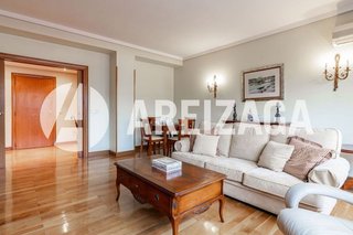 Piso en venta en Amara - Berri en San Sebastián-Donostia