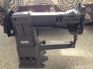 Máquina de coser Adler 69 con mesa