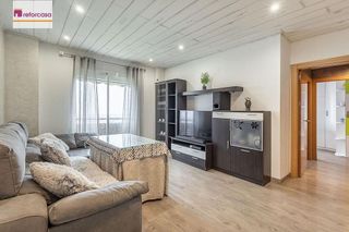 Piso en venta en Almanjáyar en Granada