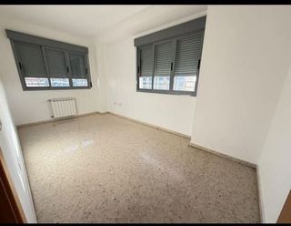 Piso en venta en Ctra de Sevilla - Ronda sur en Badajoz