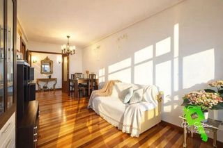 Piso en venta en Centro - Desierto - Arrontegi en Barakaldo