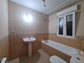 Piso en venta en Pueblo - Urb. Norte en Valdemorillo